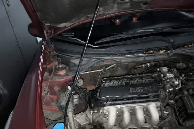 Used Honda City Classic 2012 1.5L Automatic Elite Edition Engine Bay Right