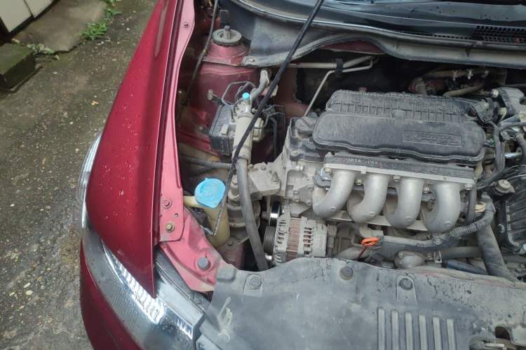 Used Honda City Classic 2012 1.5L Automatic Elite Edition Engine Bay Right