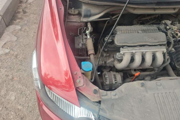 Used Honda City Classic 2012 1.5L Automatic Elite Edition Engine Bay Right