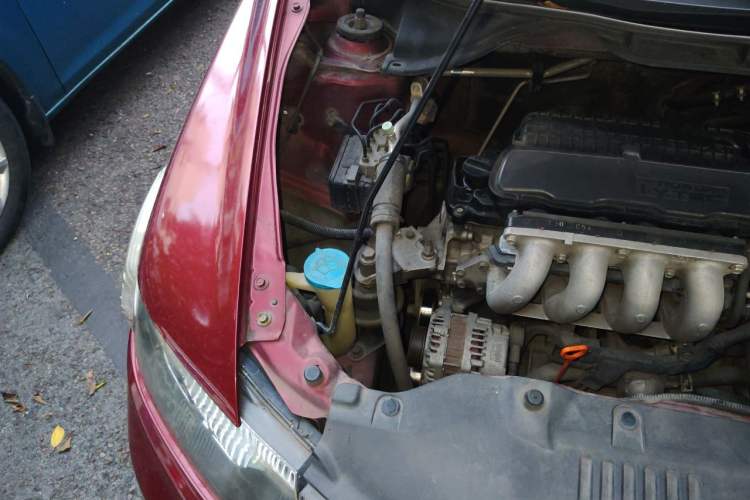 Used Honda City Classic 2012 1.5L Automatic Elite Edition Engine Bay Right
