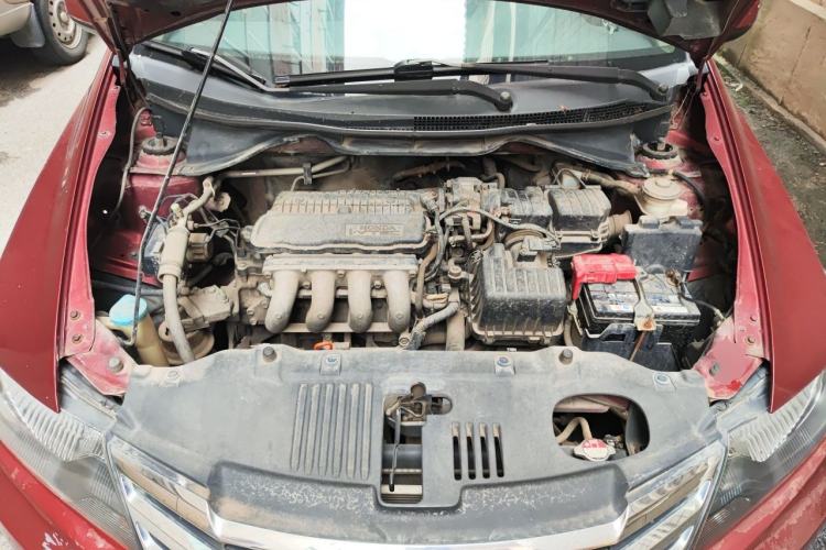 Used Honda City Classic 2012 1.5L Automatic Elite Edition Engine Bay