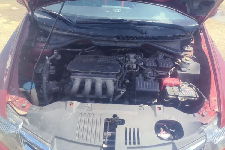 Used Honda City Classic 2012 1.5L manual Elite Edition Engine Bay