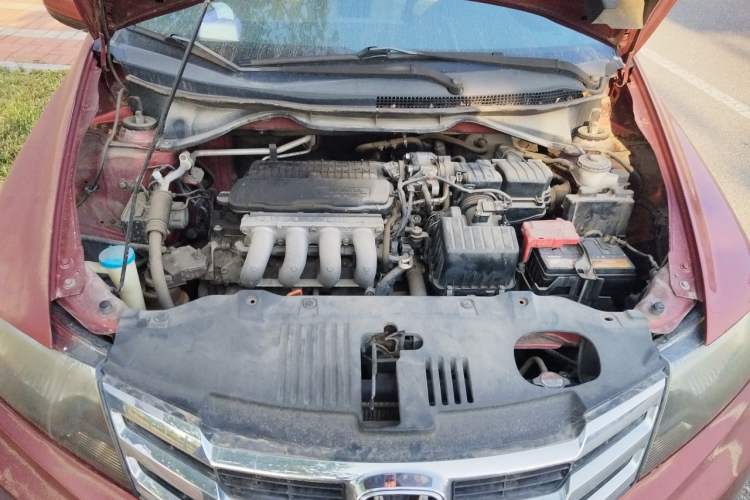 Used Honda City Classic 2012 1.5L manual Comfort version Engine Bay