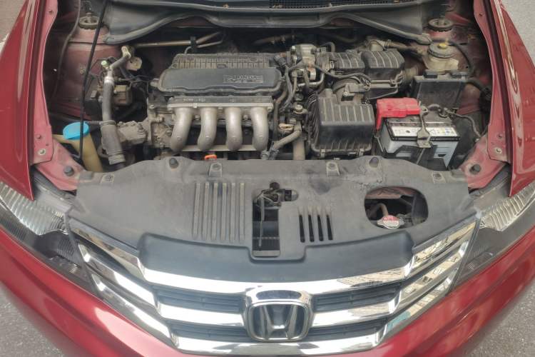 Used Honda City Classic 2012 1.5L Automatic Elite Edition Engine Bay