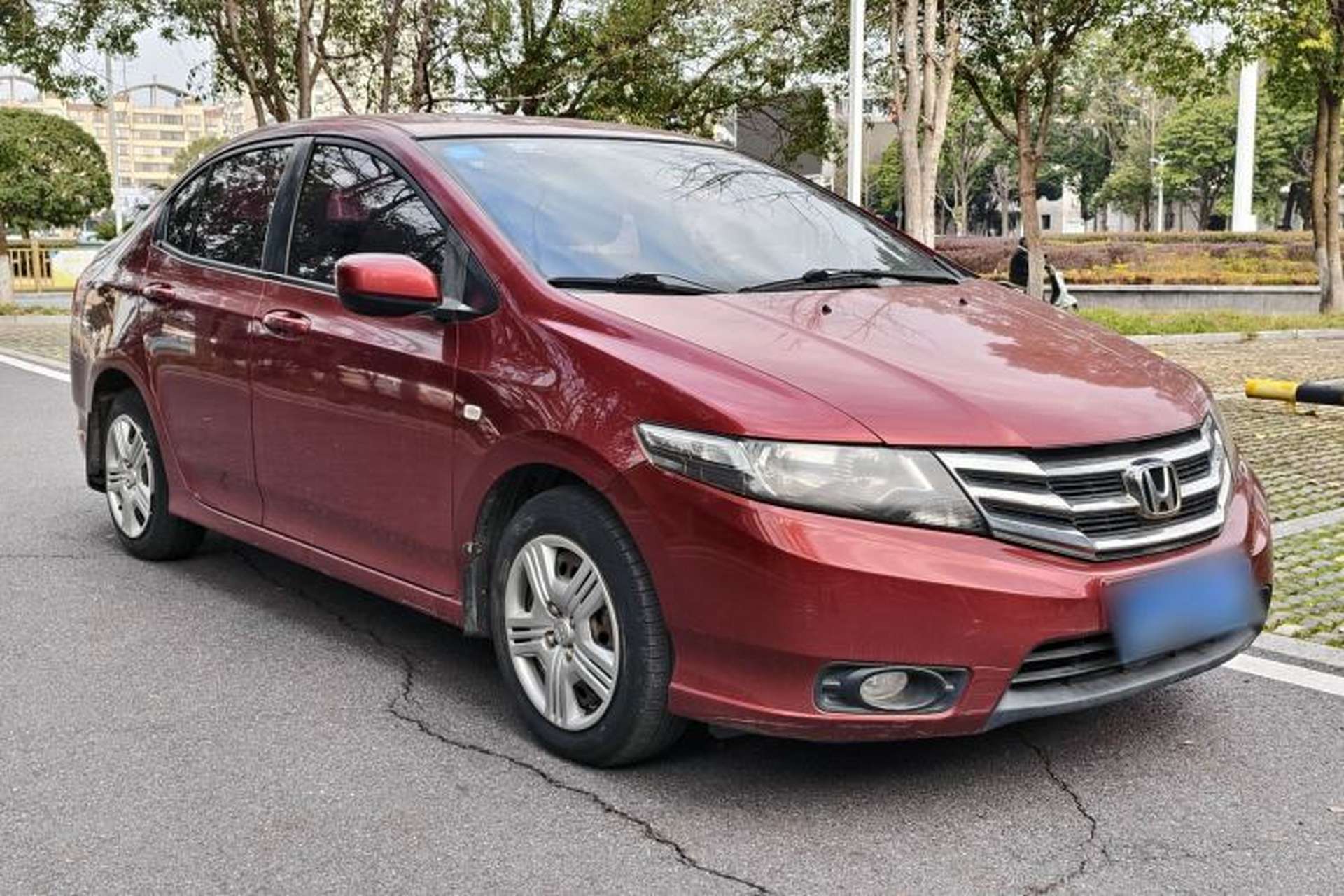 Used Honda City Classic 2012 1.5L manual Comfort version Exterior 2