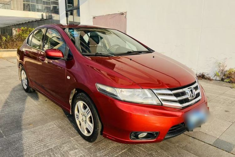 Used Honda City Classic 2012 1.5L manual Comfort version Exterior 2