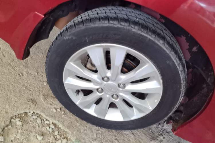 Used Honda City Classic 2012 1.5L manual Elite Edition Exterior 3