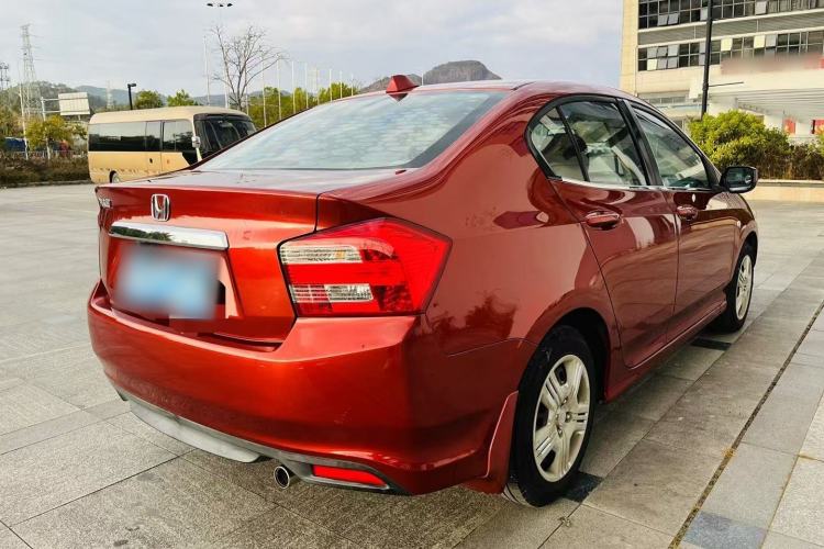 Used Honda City Classic 2012 1.5L manual Comfort version Exterior 5
