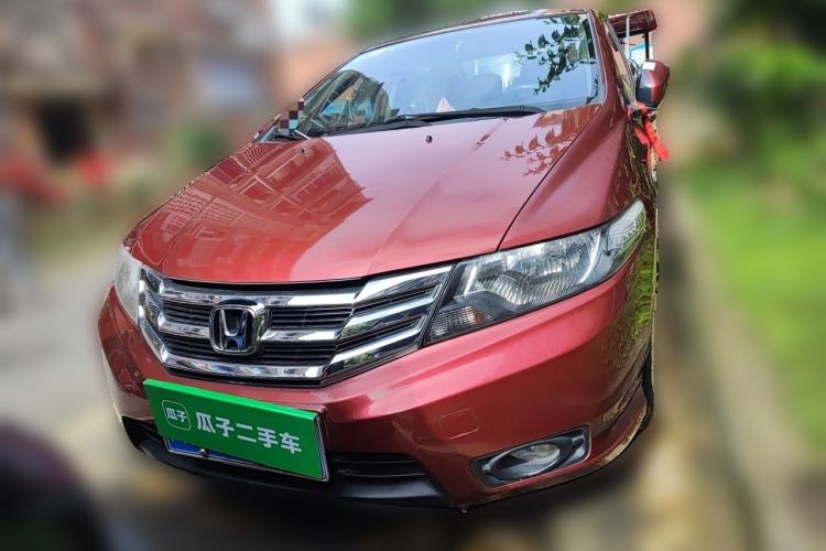 Used Honda City Classic 2012 1.5L manual Comfort version Front