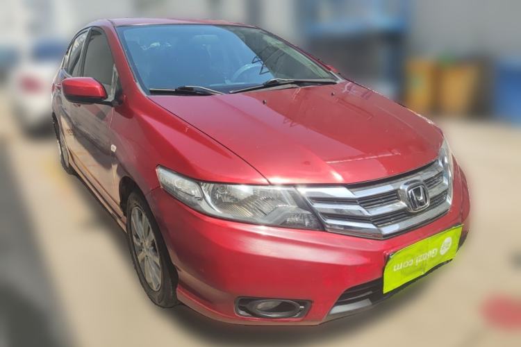 Used Honda City Classic 2012 1.5L manual Elite Edition Front Right 45 Deg
