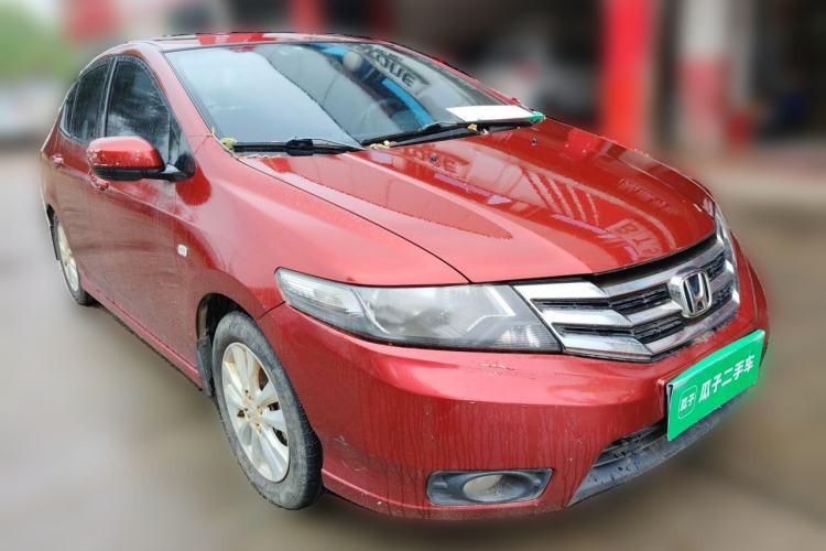 Used Honda City Classic 2012 1.5L manual Elite Edition Front Right 45 Deg