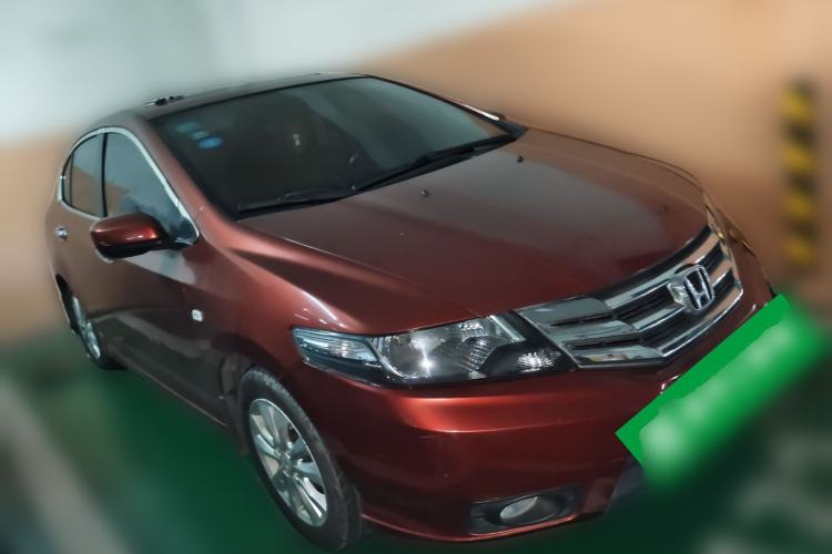 Used Honda City Classic 2012 1.5L manual Elite Edition Front Right 45 Deg