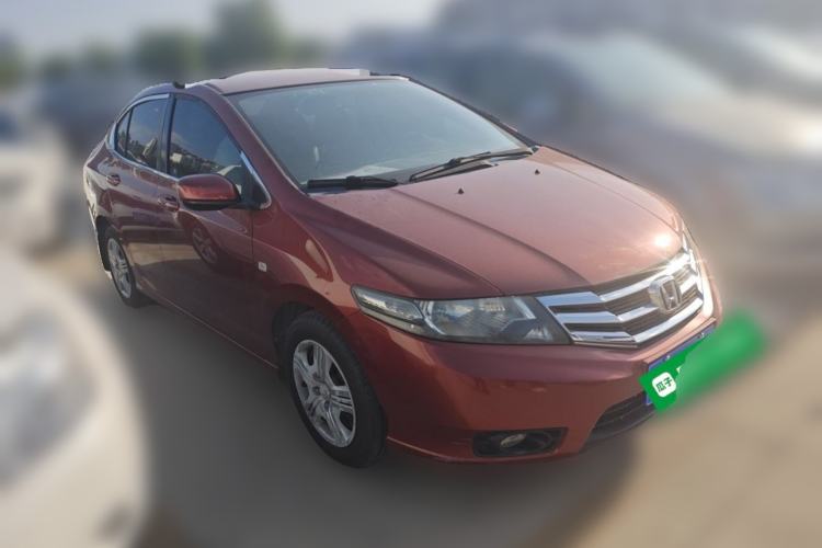 Used Honda City Classic 2012 1.5L manual Comfort version Front Right 45 Deg