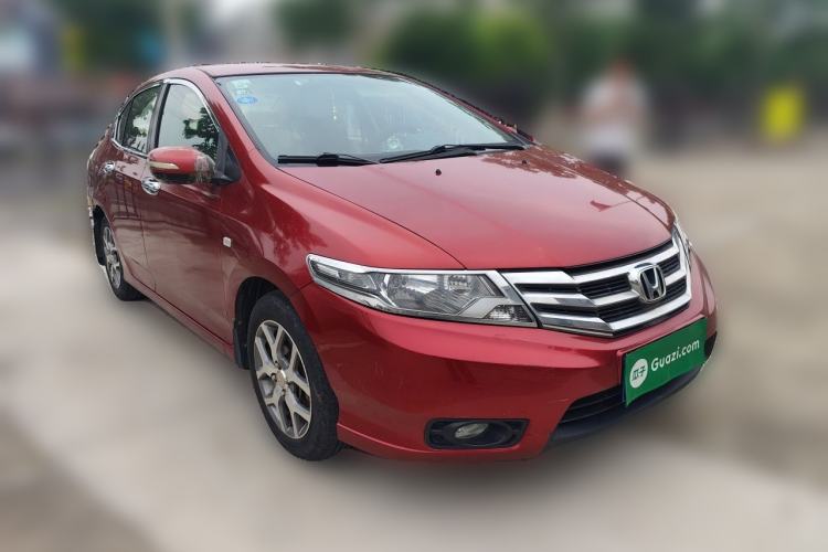 Used Honda City Classic 2012 1.5L manual Comfort version Front Right 45 Deg