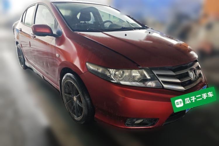 Used Honda City Classic 2012 1.5L manual Comfort version Front Right 45 Deg