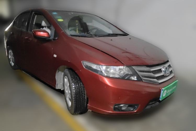 Used Honda City Classic 2012 1.5L manual Comfort version Front Right 45 Deg
