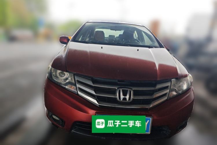 Used Honda City Classic 2012 1.5L manual Comfort version Front