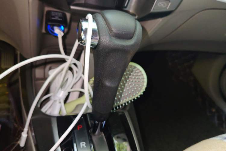 Used Honda City Classic 2012 1.5L Automatic Elite Edition Gear Lever