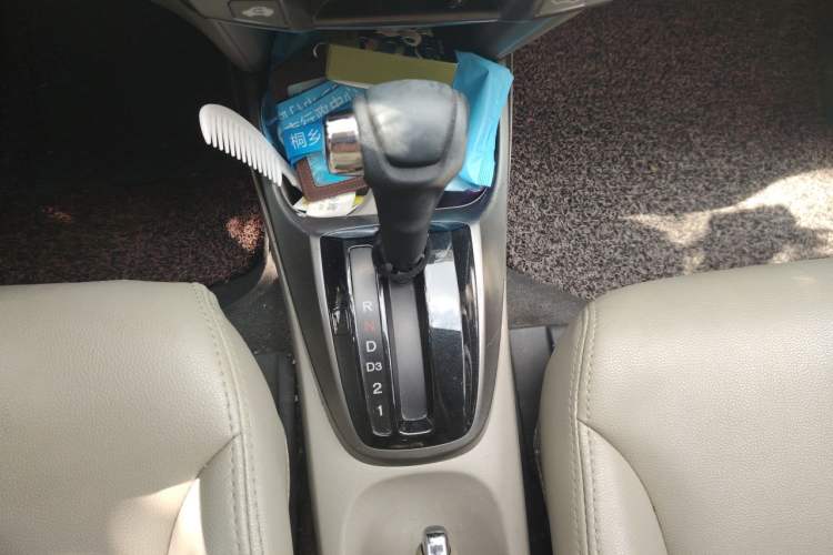 Used Honda City Classic 2012 1.5L Automatic Elite Edition Gear Lever