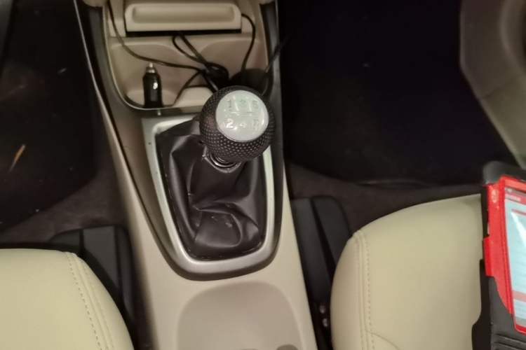 Used Honda City Classic 2012 1.5L manual Elite Edition Gear Lever