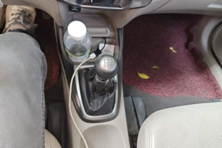 Used Honda City Classic 2012 1.5L manual Elite Edition Gear Lever