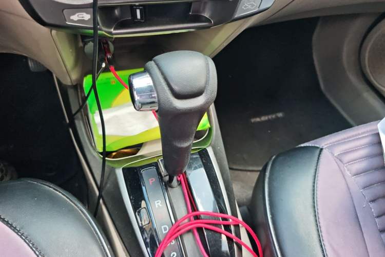 Used Honda City Classic 2012 1.5L Automatic Elite Edition Gear Lever