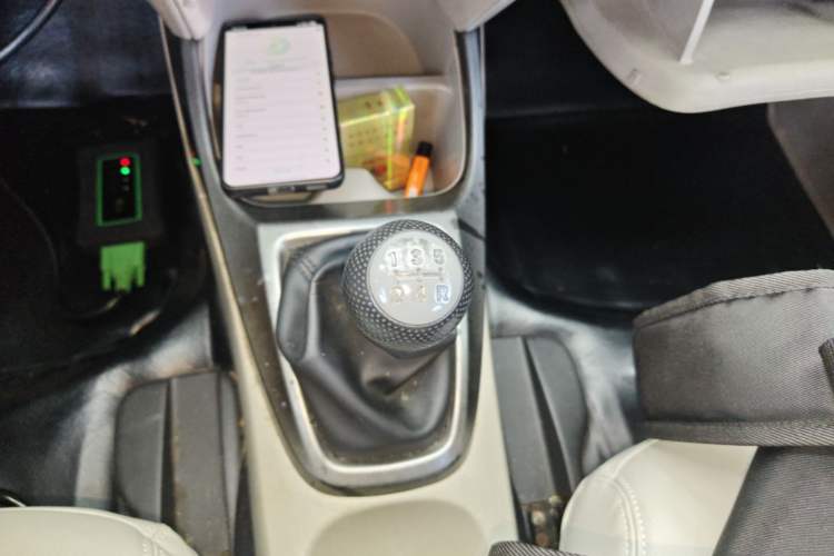 Used Honda City Classic 2012 1.5L manual Comfort version Gear Lever