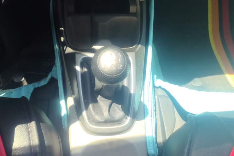 Used Honda City Classic 2012 1.5L manual Elite Edition Gear Lever