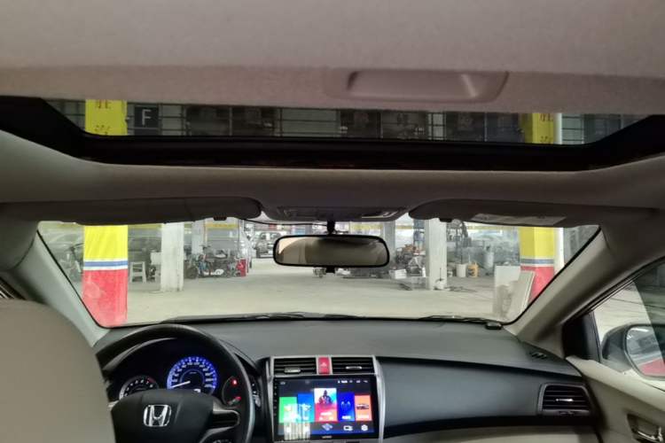 Used Honda City Classic 2012 1.5L manual Elite Edition Headliner