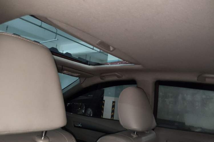 Used Honda City Classic 2012 1.5L Automatic Elite Edition Headliner