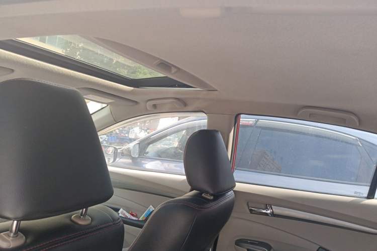 Used Honda City Classic 2012 1.5L Automatic Elite Edition Headliner