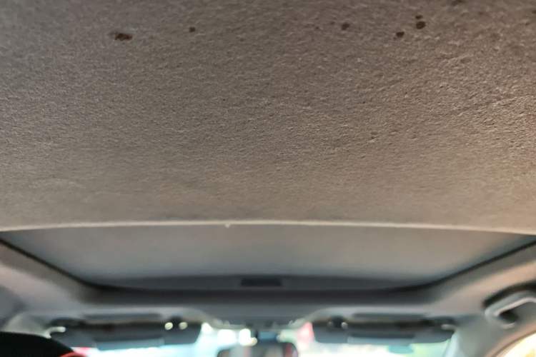 Used Honda City Classic 2012 1.5L manual Elite Edition Headliner