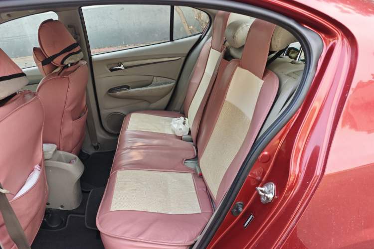 Used Honda City Classic 2012 1.5L Automatic Elite Edition Interior 4