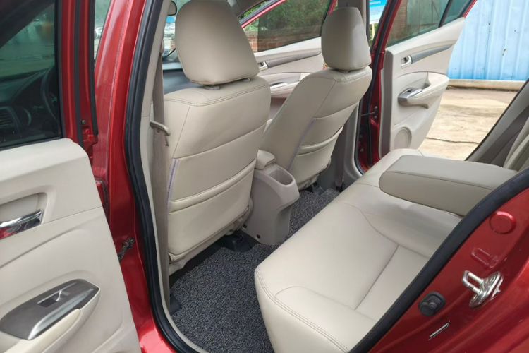 Used Honda City Classic 2012 1.5L manual Elite Edition Interior 5