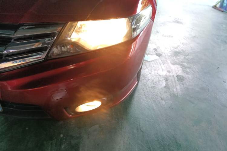 Used Honda City Classic 2012 1.5L Automatic Elite Edition Left Front Headlight