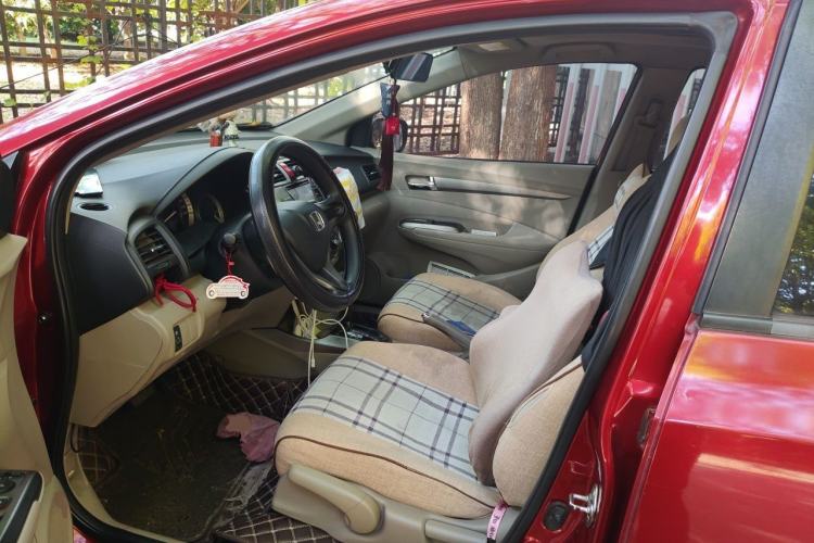 Used Honda City Classic 2012 1.5L Automatic Elite Edition Left Front Seat