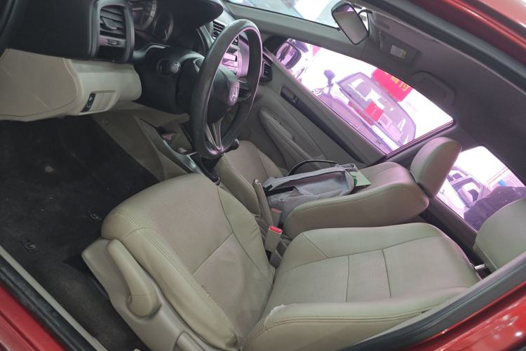 Used Honda City Classic 2012 1.5L manual Comfort version Left Front Seat