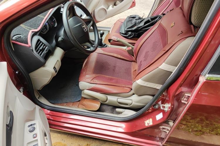 Used Honda City Classic 2012 1.5L manual Comfort version Left Front Seat