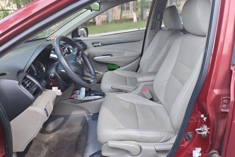 Used Honda City Classic 2012 1.5L Automatic Elite Edition Left Front Seat