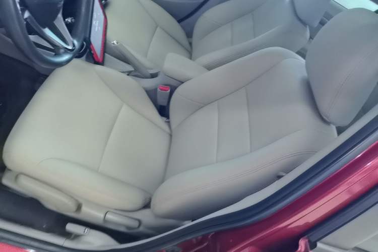 Used Honda City Classic 2012 1.5L manual Elite Edition Left Front Seat