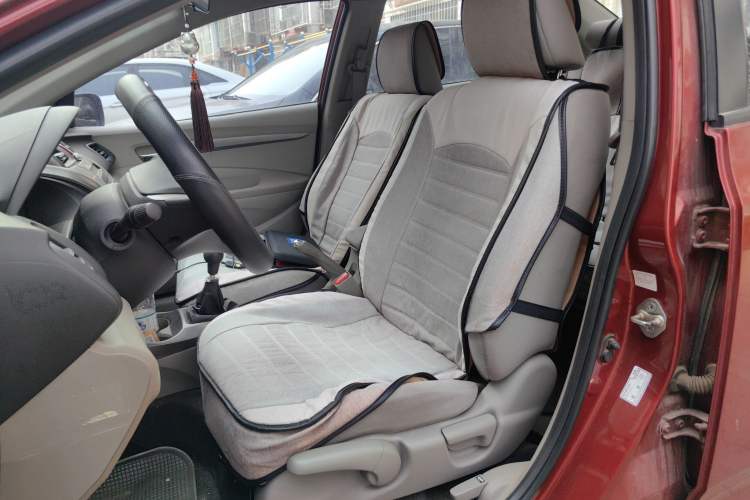 Used Honda City Classic 2012 1.5L manual Elite Edition Left Front Seat