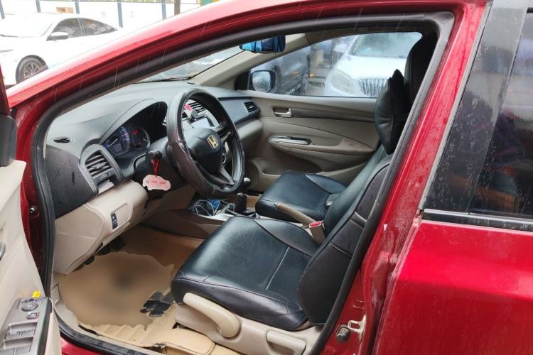 Used Honda City Classic 2012 1.5L manual Elite Edition Left Front Seat