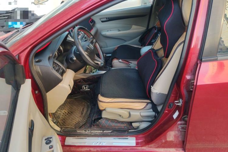 Used Honda City Classic 2012 1.5L manual Comfort version Left Front Seat