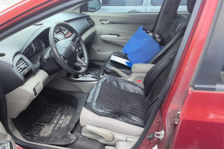 Used Honda City Classic 2012 1.5L Automatic Elite Edition Left Front Seat