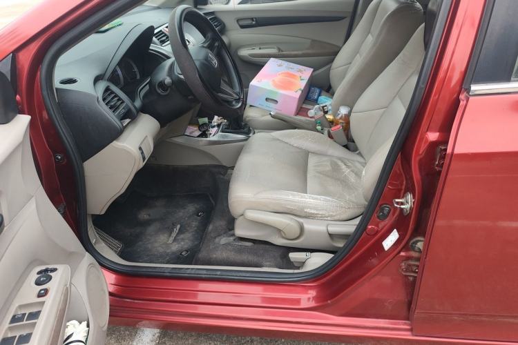 Used Honda City Classic 2012 1.5L manual Comfort version Left Front Seat