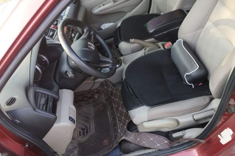 Used Honda City Classic 2012 1.5L manual Comfort version Left Front Seat