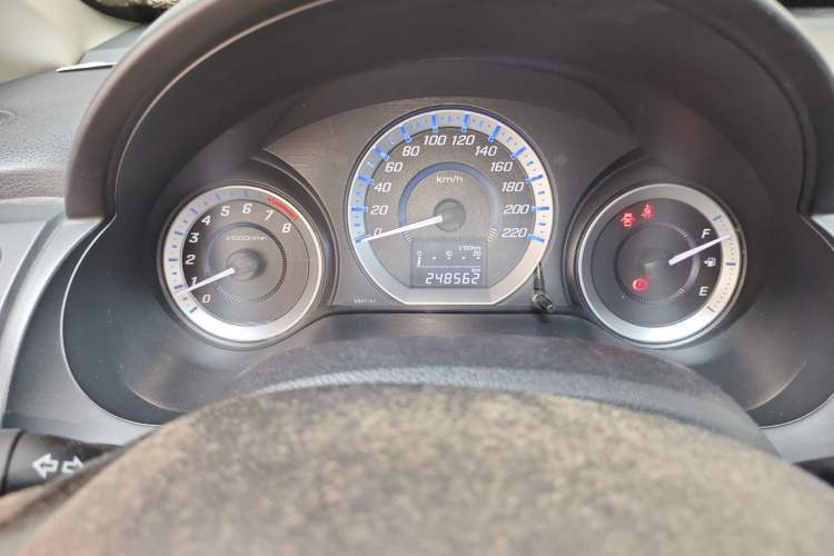 Used Honda City Classic 2012 1.5L manual Elite Edition Odometer Close Up