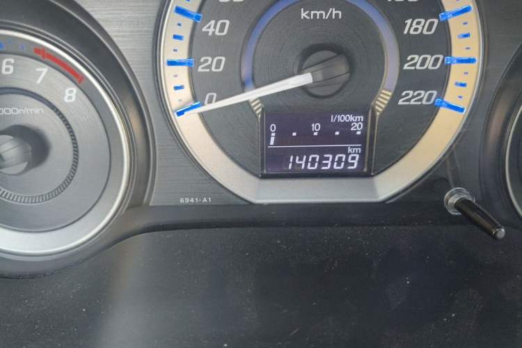 Used Honda City Classic 2012 1.5L manual Comfort version Odometer Close Up