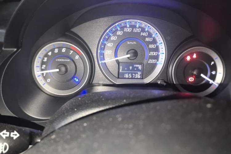 Used Honda City Classic 2012 1.5L manual Comfort version Odometer Close Up