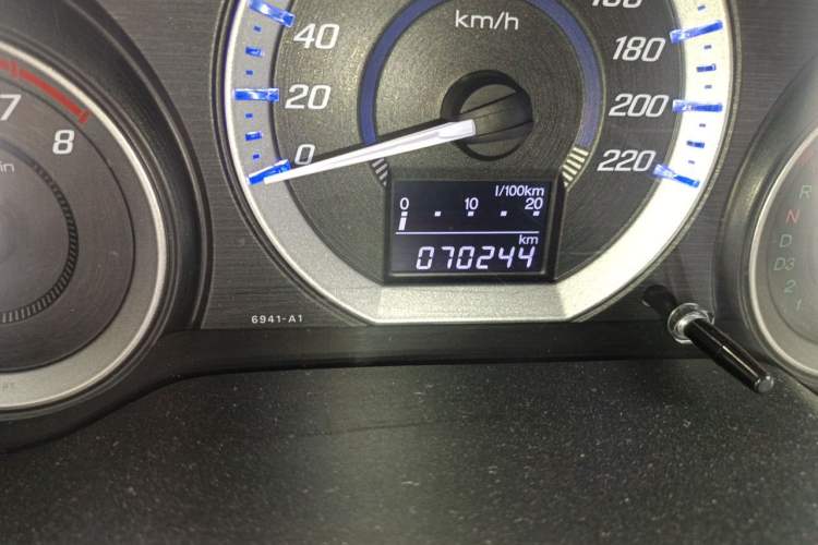 Used Honda City Classic 2012 1.5L Automatic Elite Edition Odometer Close Up